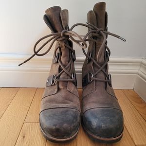 Womens Joan of Arctic Wedge